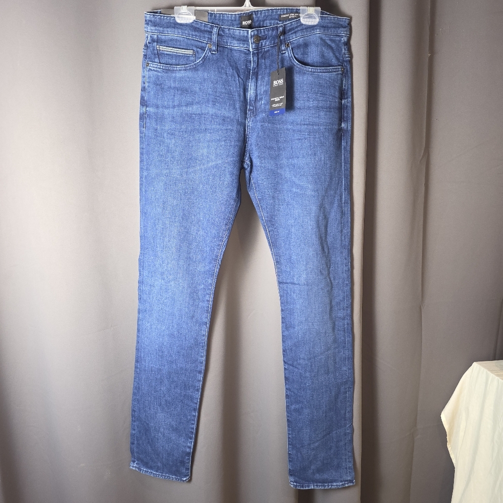 Hugo Boss Delaware3-1 Slim Fit Jeans Mens 36x34 Navy Candiani Denim NWT $178